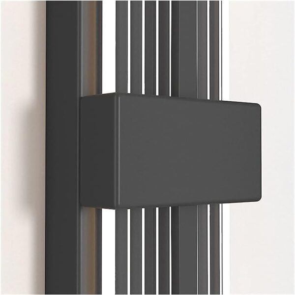 Modern Gold Vertical LED Wall Lamp - Image 3